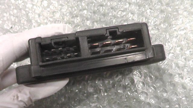 ヒューズ