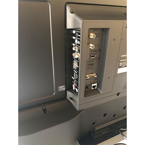 液晶テレビ