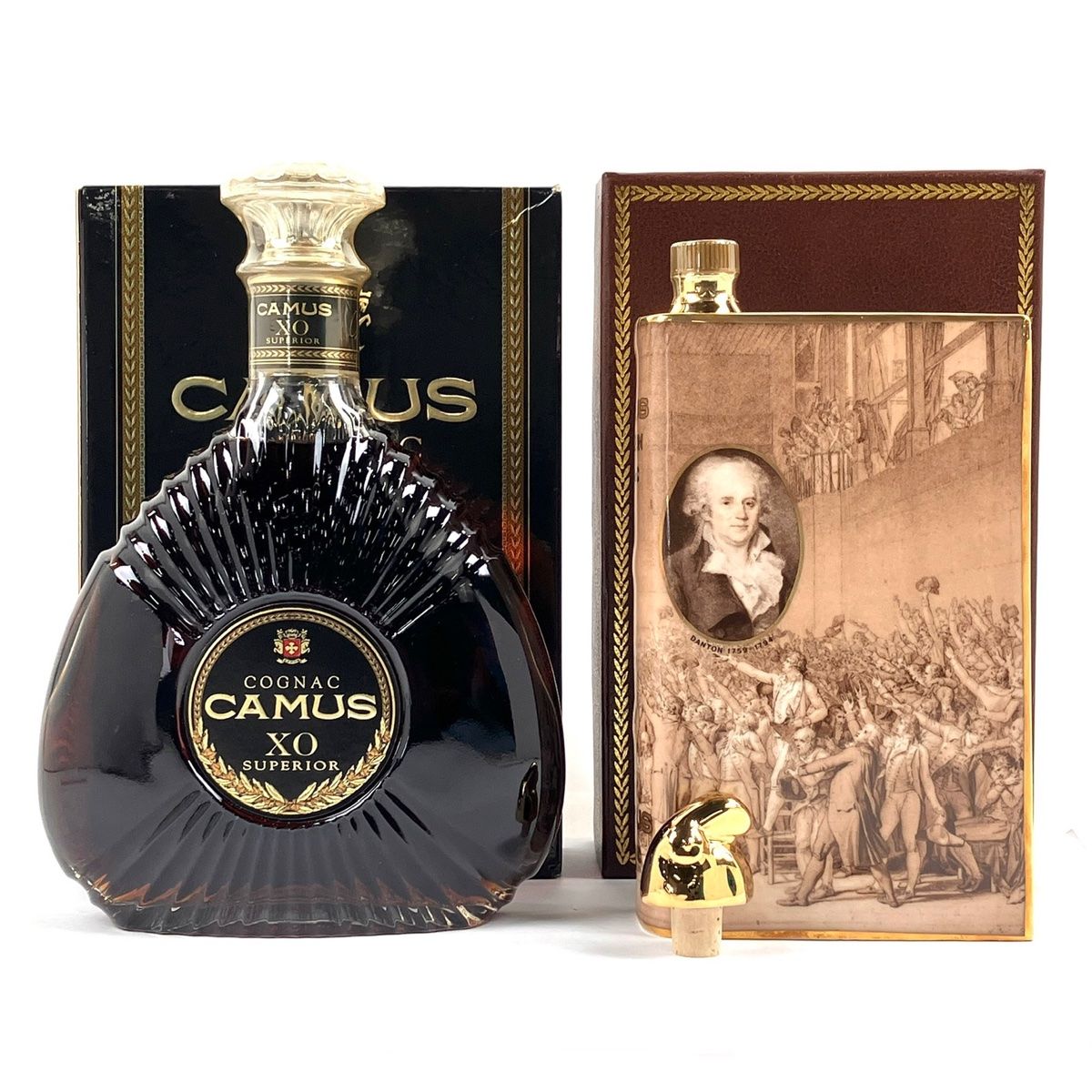 CAMUS 2本　コニャック ナポレオン ブランデーバカラ瓶700ml CAMUS 2本 コニャック ナポレオン ブランデーバカラ瓶700ml ○CAMUS