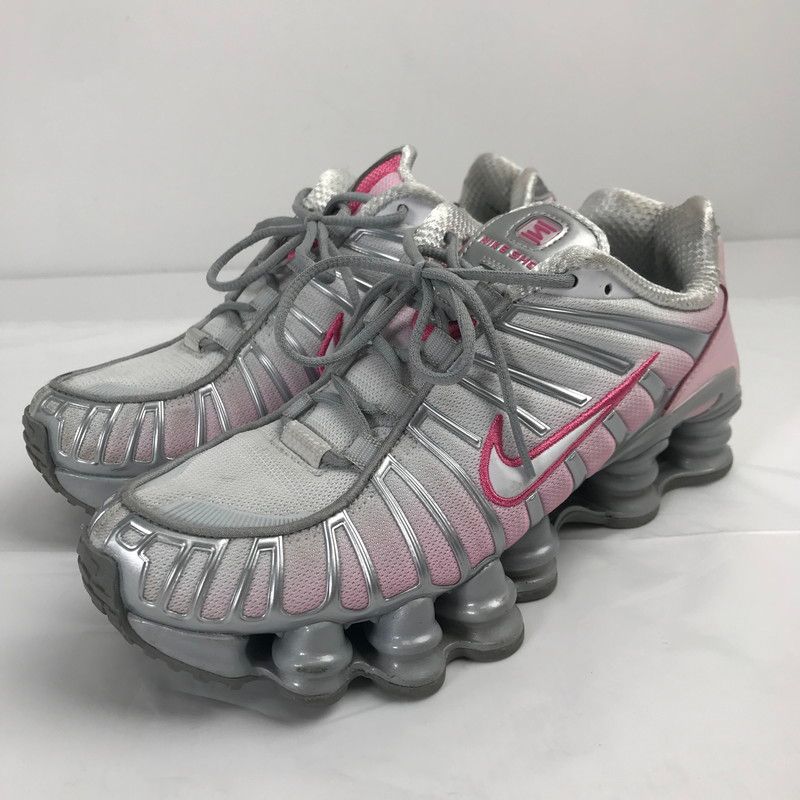 NIKE ウィメンズ ショックス TL メタリック HV2520-001 新品 NIKE（ナイキ） HV2520-001 ショックス TL 'メタリック Platinum
