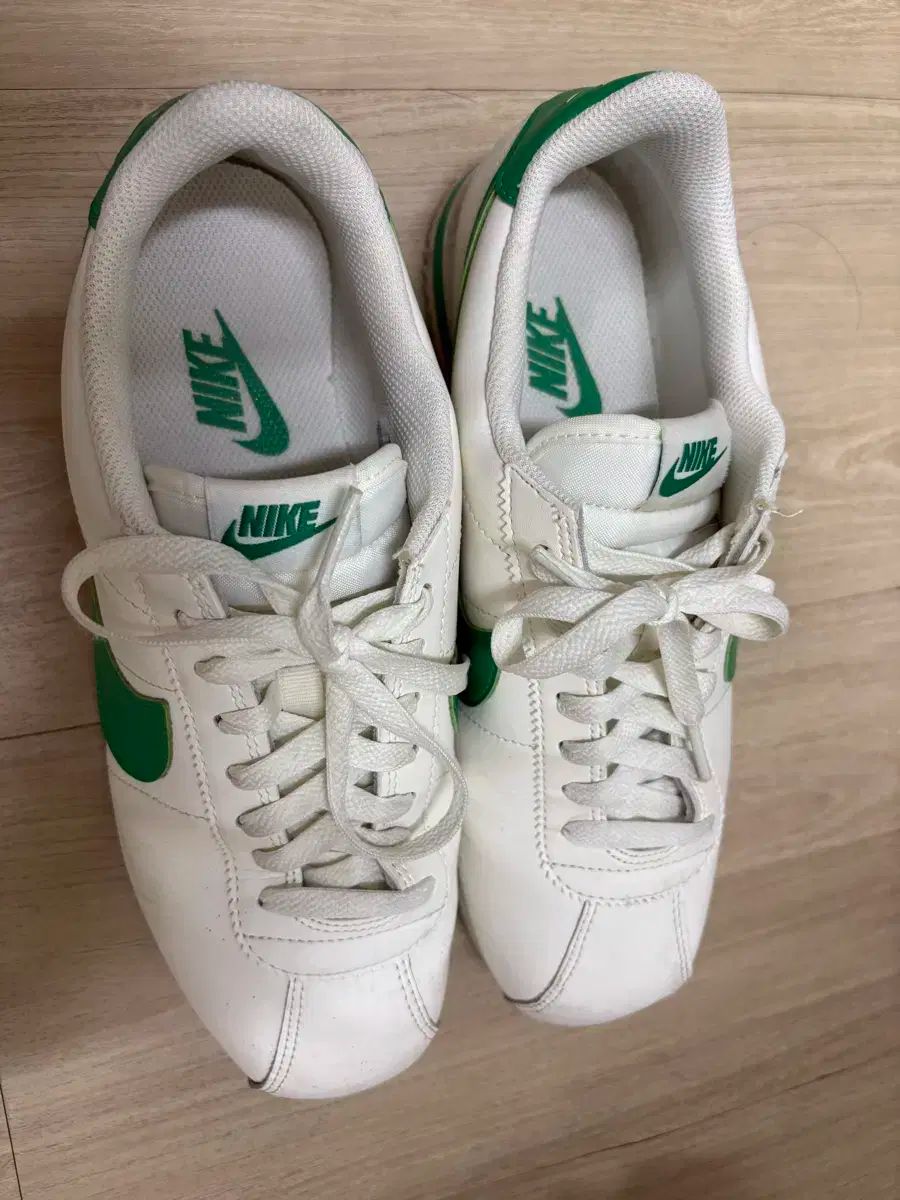 NIKE ナイキ コルテス グリーン 265