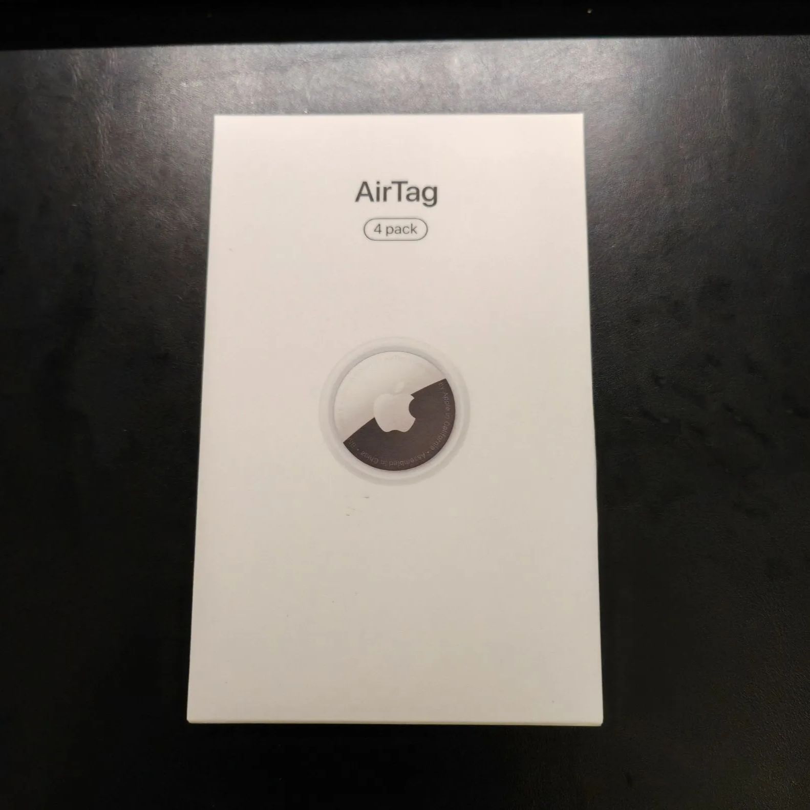 AirTag 4個 未開封 ケース付 新品】Air Tag Apple AirTag 4パック