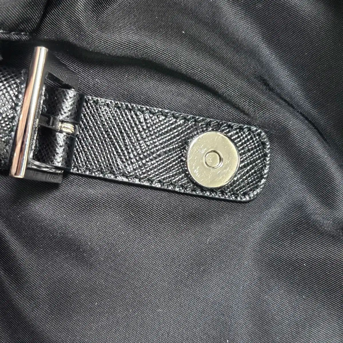 PRADA プラダ ポーチ付き リナイロン ミディアム バックパック DECORATOM_COM_BR