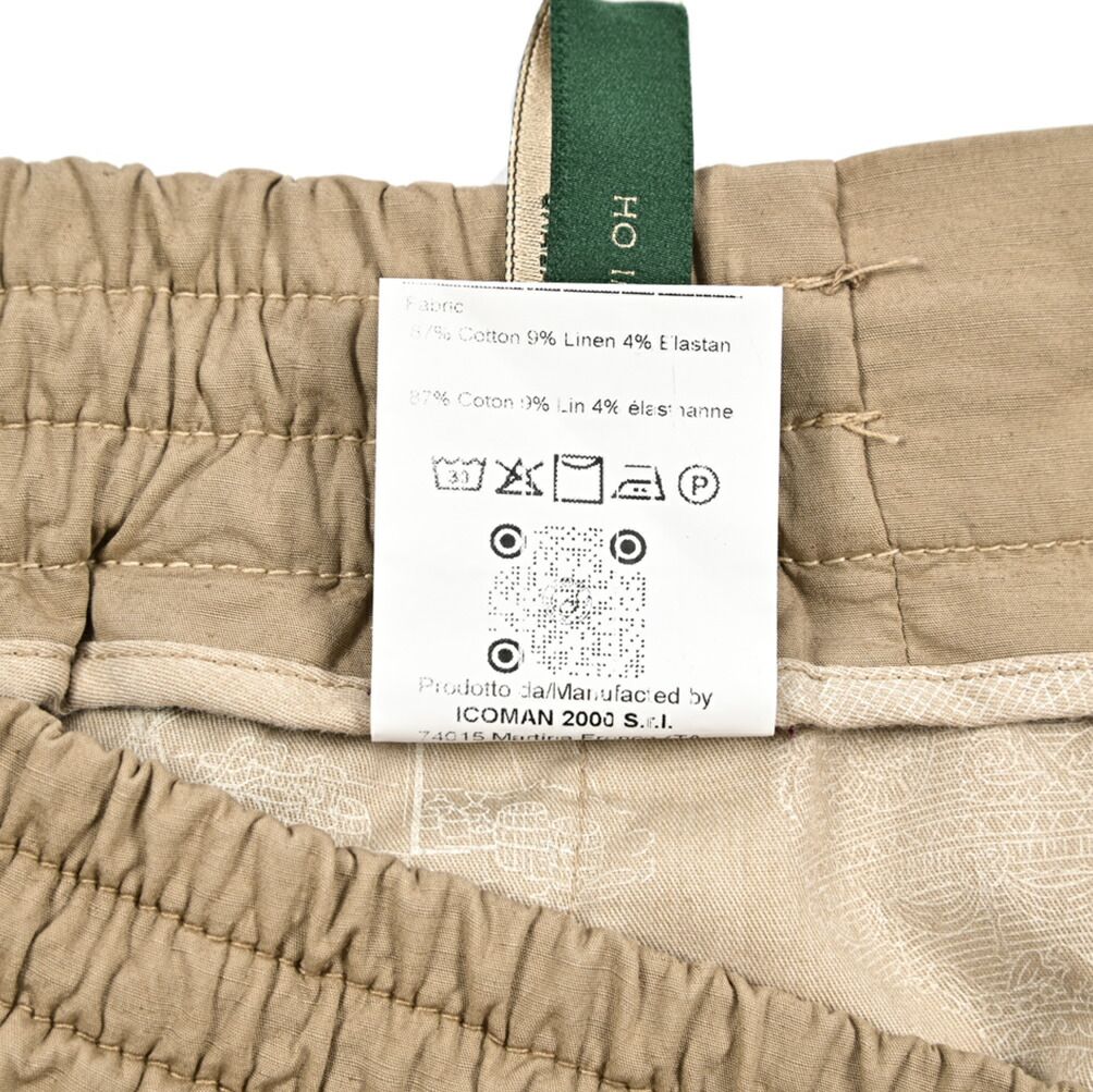 バミューダショーツ