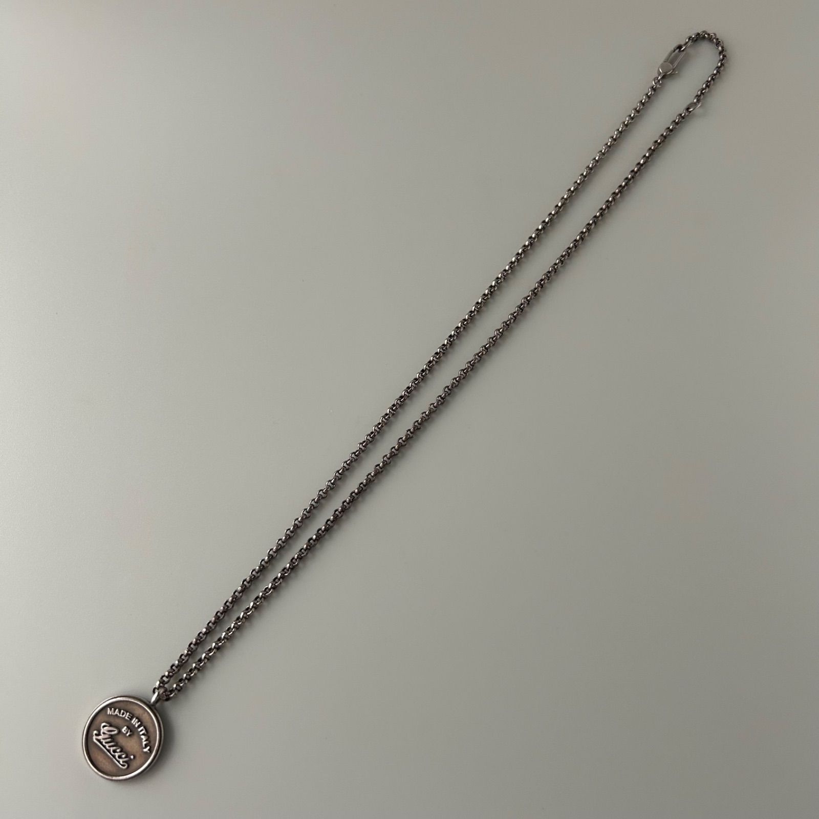 使用感大 グッチ ネックレス ペンダント コイン ヴィンテージ加工 Silver 925 GUCCI