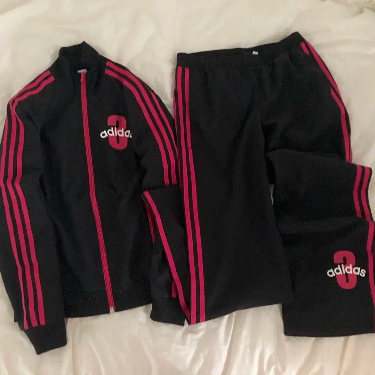 adidas アディダス 黒 ピンク ジャージ セットアップ XS