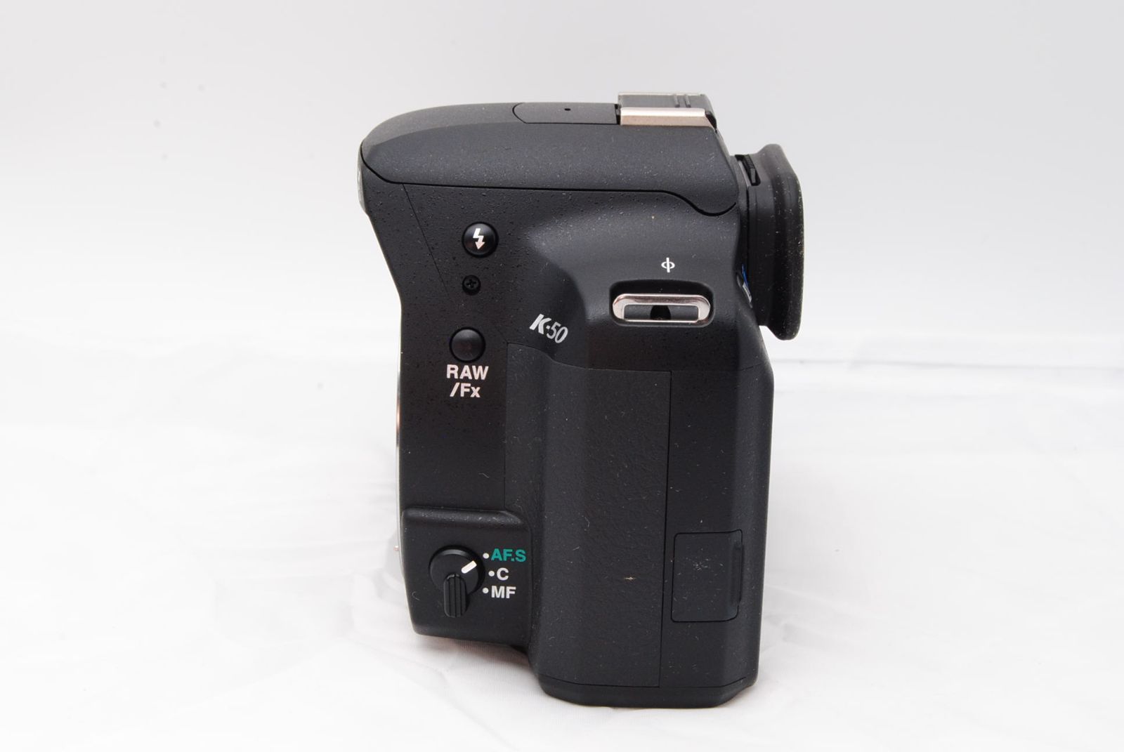 ４３４９ショット！新品級 ★ PENTAX K-50 一眼レフ 4349ショット！新品級 ☆ PENTAX K-50 一眼レフ