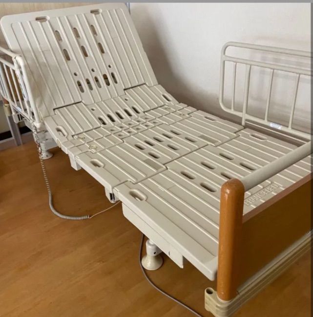 リユース品 ヒューマンケアベッド 背上げ1モータータイプ FB711AN29