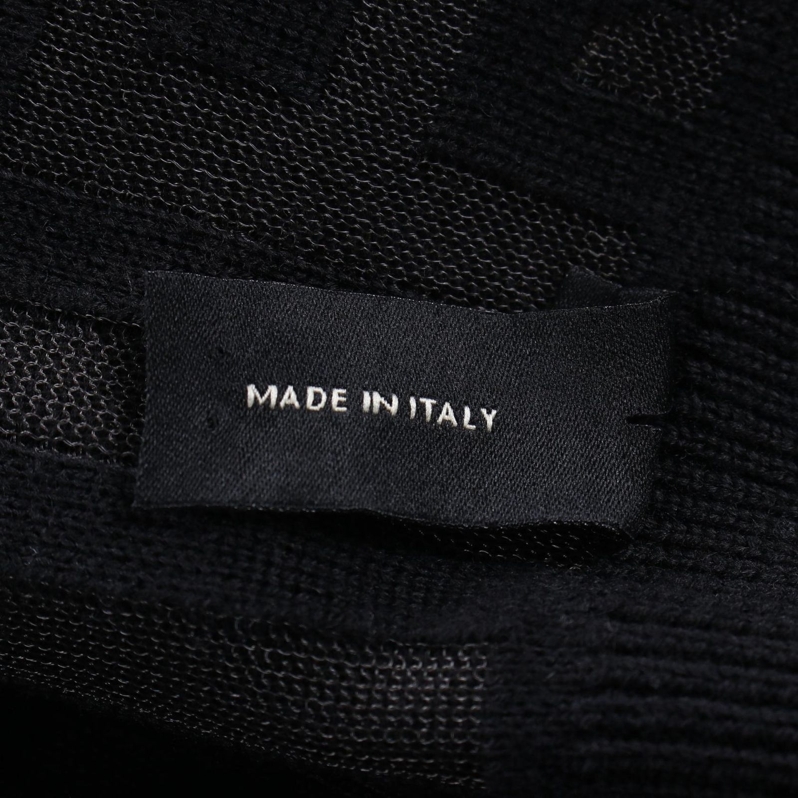 【未使用美品】フェンディ マークジェイコブス コラボ 総柄 ニット セーター フェンディ」と「マーク ジェイコブス」の強力コラボ！ 大胆ロゴで