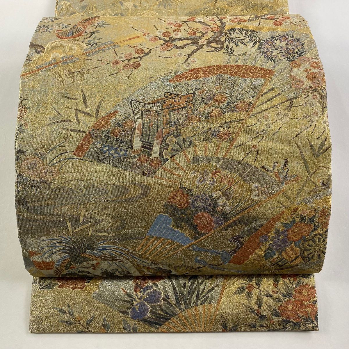 丸帯 名品 プラチナ本金箔 壱阡八百口織 桃山扇面屏風文 金色 お太鼓柄 正絹