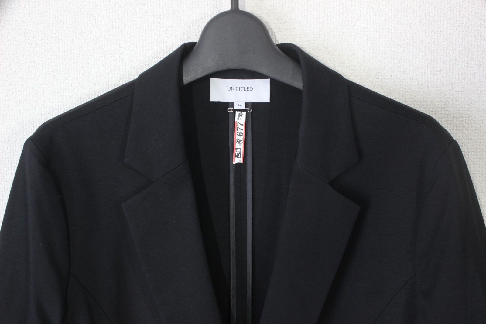 スカートスーツ