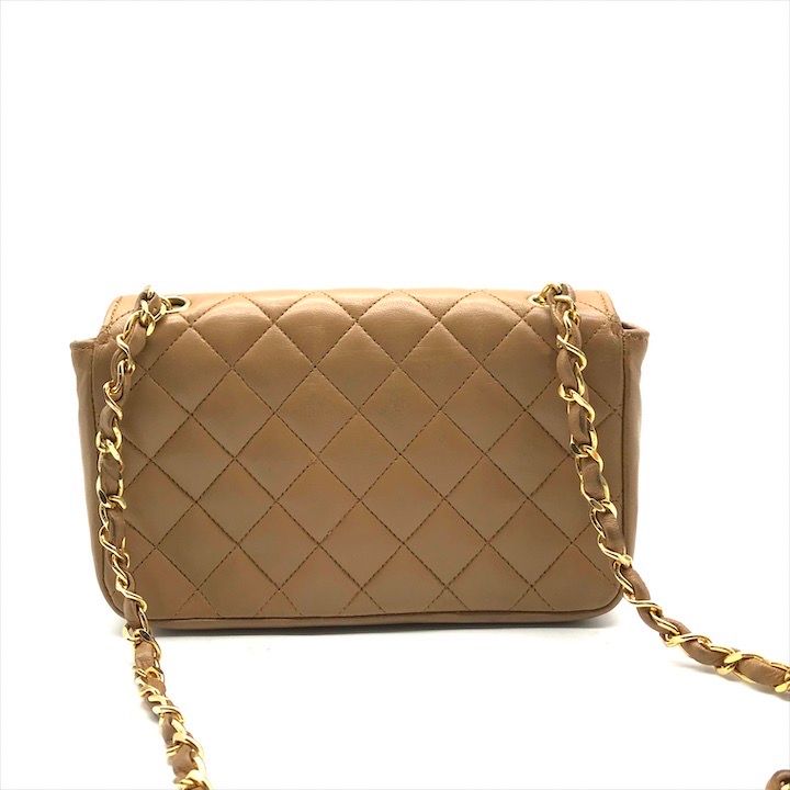 美品 CHANEL シャネル ココマーク ミニ マトラッセ ターンロック