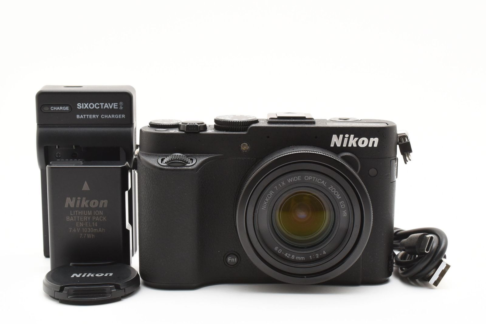 Nikon COOLPIX P7700 本体とバッテリーチャージャー Nikon COOLPIX P7700 本体とバッテリーチャージャー Nikon COOLPIX
