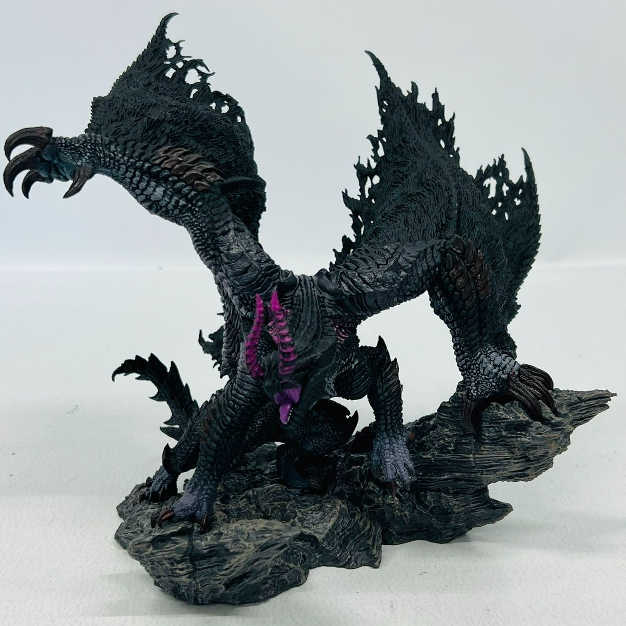 CFB クリエイターズモデル 黒蝕竜 ゴア・マガラ 復刻版 フィギュア / モンスターハンター GORE MAGALA MONSTER HUNTER  CAPCOM - メルカリ