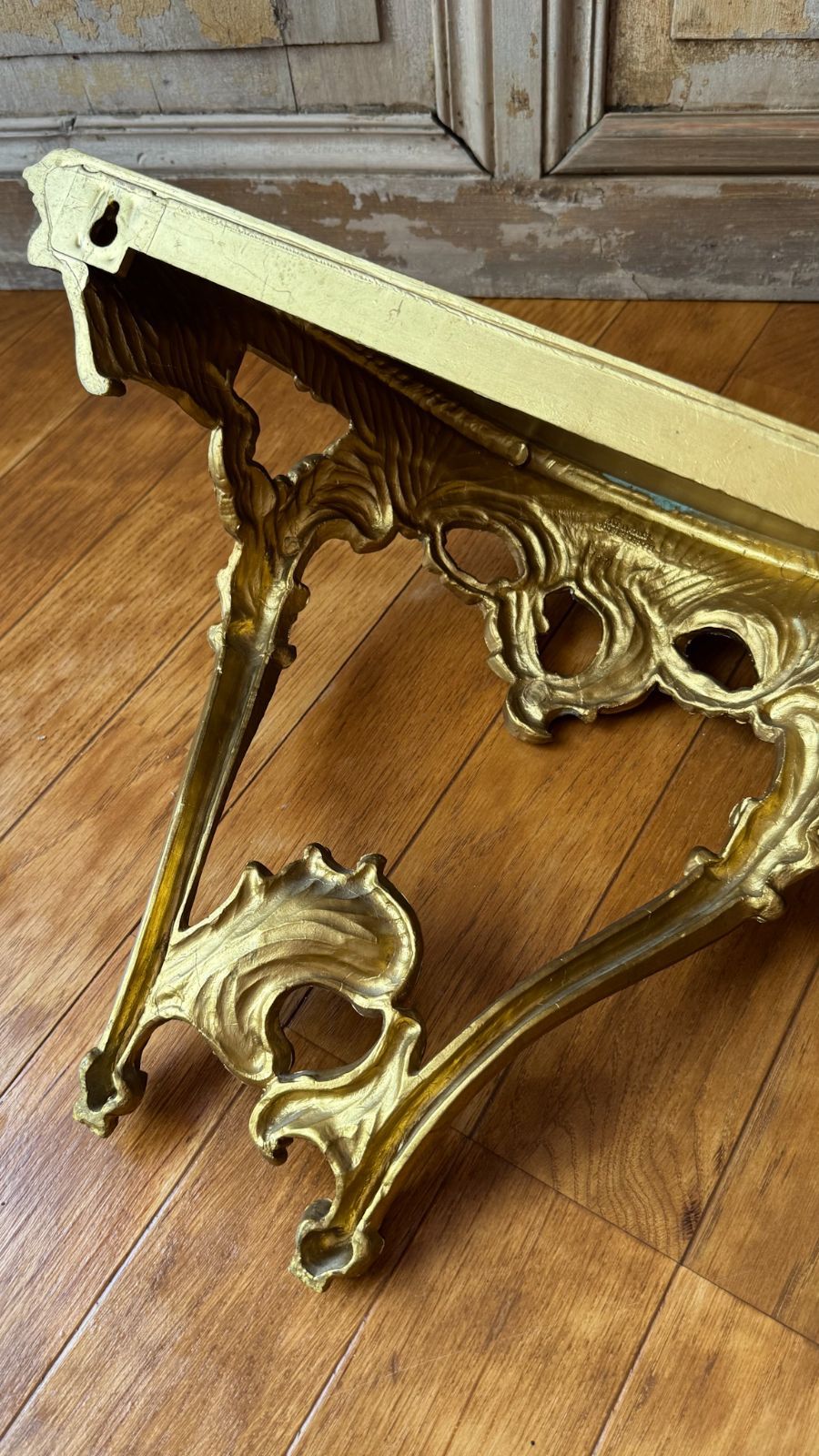 A アンティークゴールド１個のみ