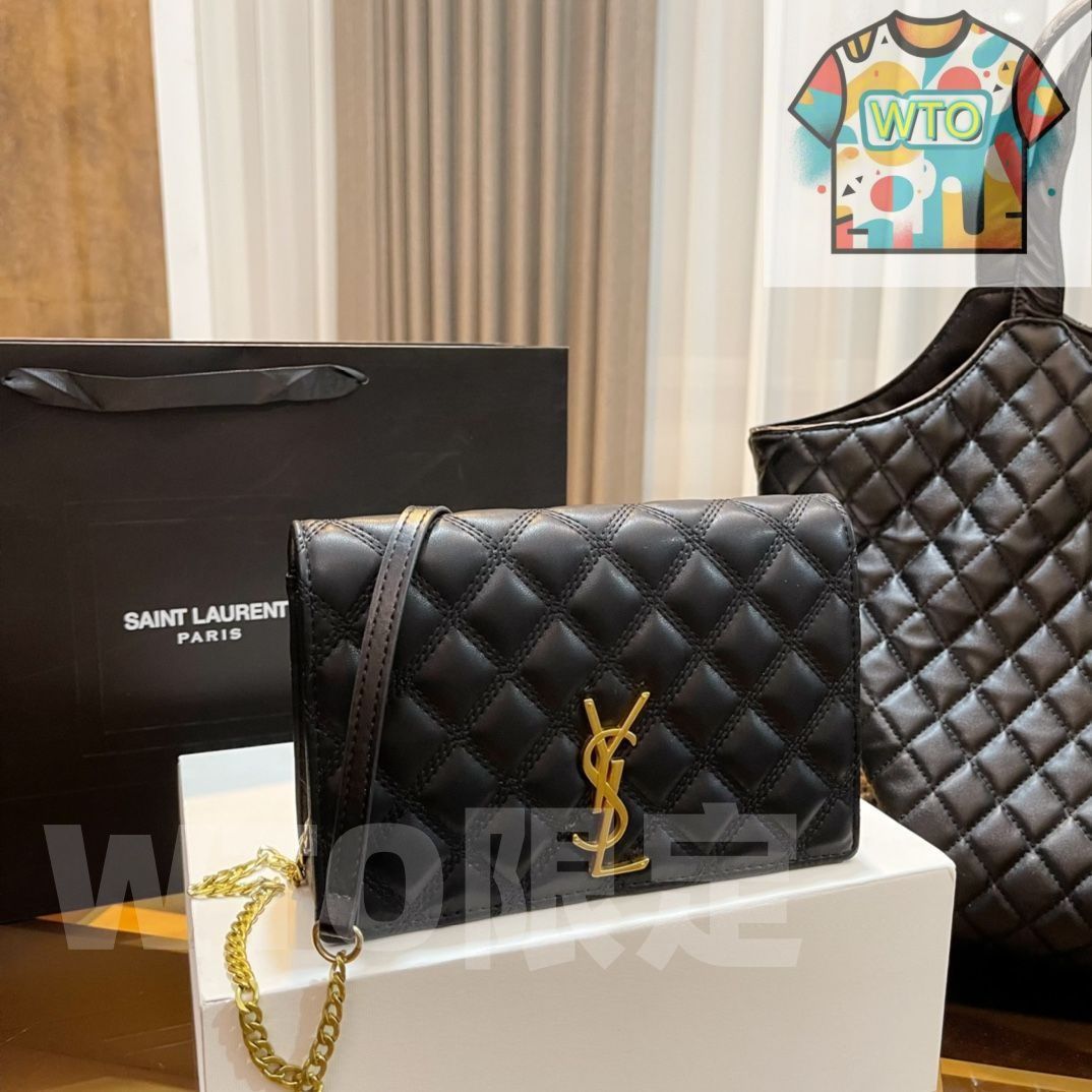 美品 Yves Saint Laurent ヴィンテージ巾着ショルダーバッグ Yves Saint Laurent イヴ ・サンローラン レザー 巾着 カットアウト