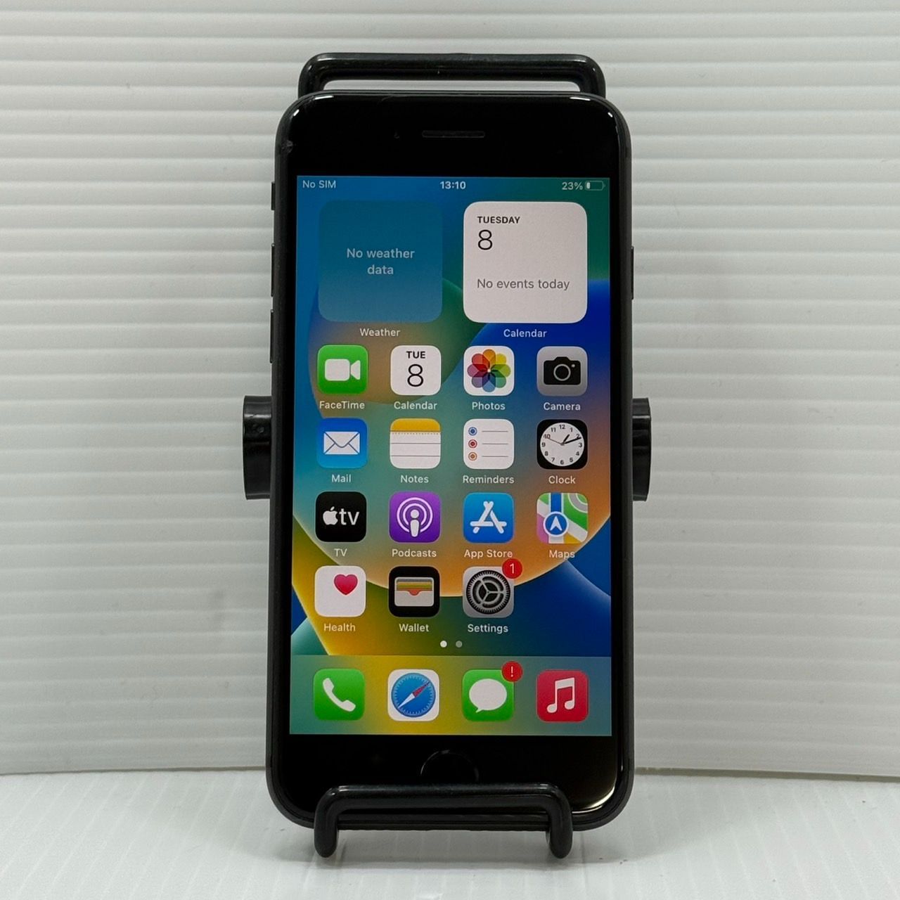 SIMロック解除済iPhone8 スペースグレー64GB（MQ782J/A）※0331-202412-1250