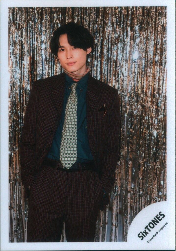 松村北斗 公式写真 SixTONES 24年VVS 松村北斗 公式写真 *1枚 - メルカリ
