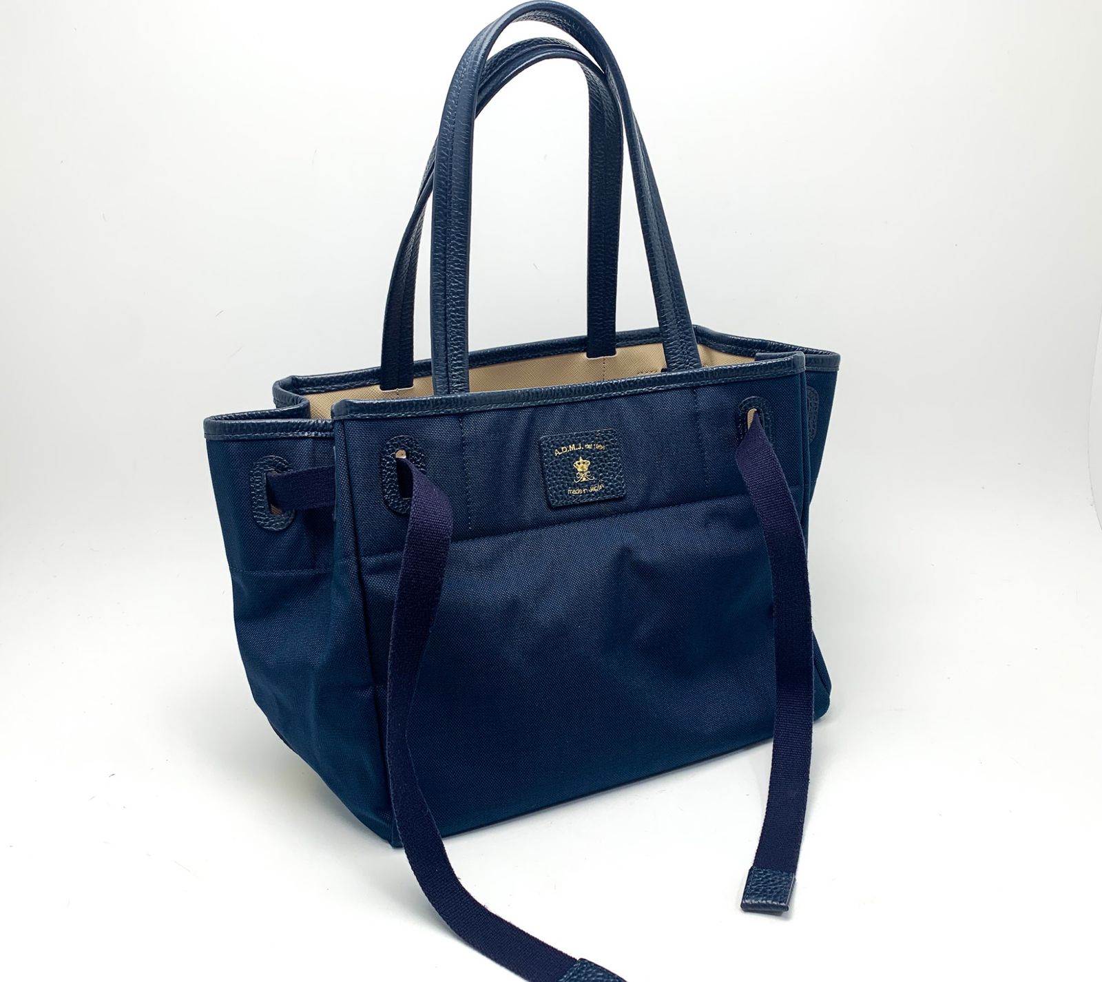 A.D.M.J エーディーエムジェイ ネイビー ナイロン コンクルージョン  