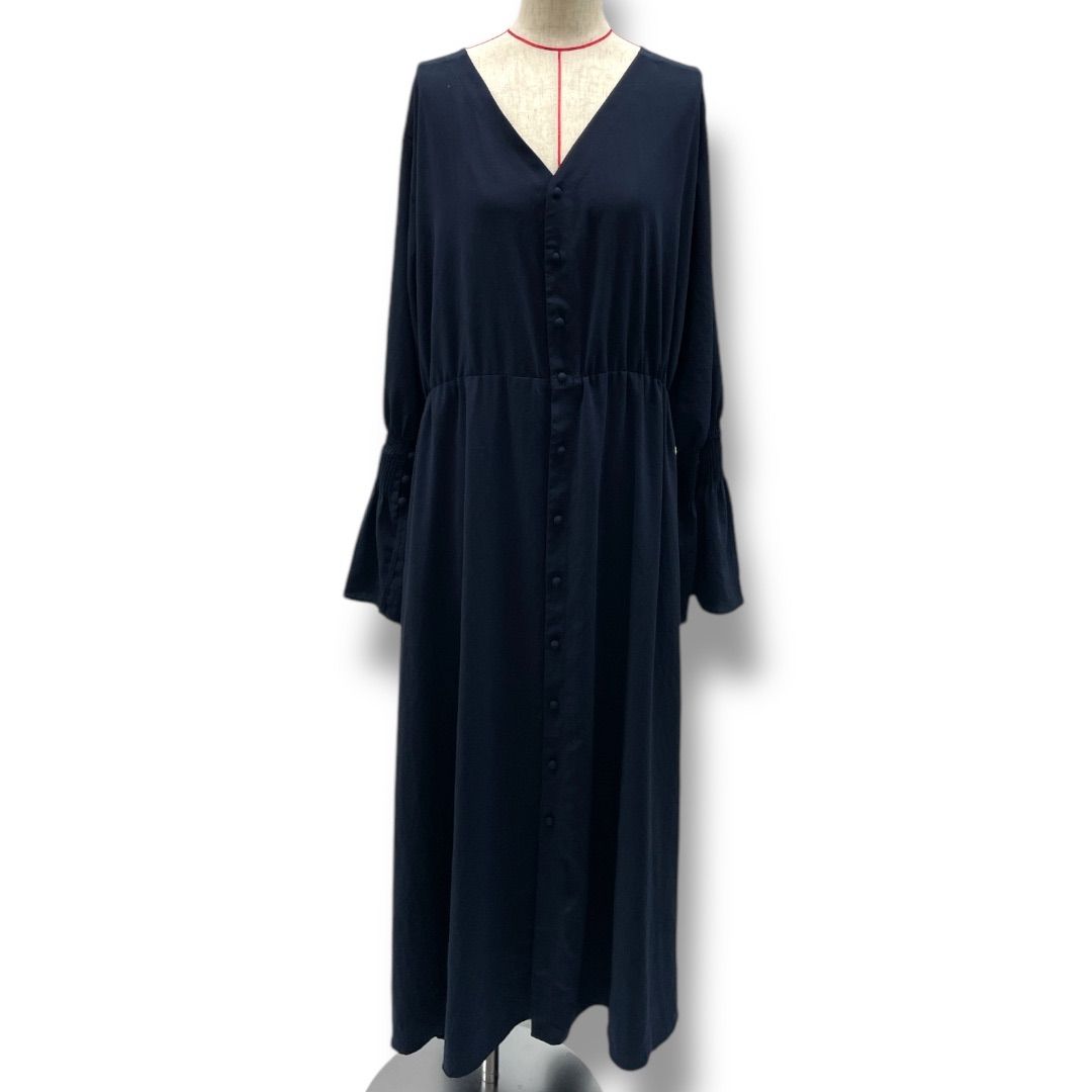 新品同様 ELENDEEK 大草直子 コラボ 総柄 ロング 2WAY ワンピース ELENDEEK（エレンディーク）の「【NAOKO OKUSA COLLABO】 2WAY