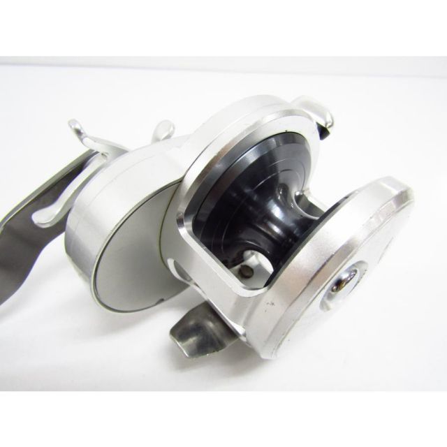 シマノ オシアジガー 2000NR-PG (リール) 価格比較 - 価格.com