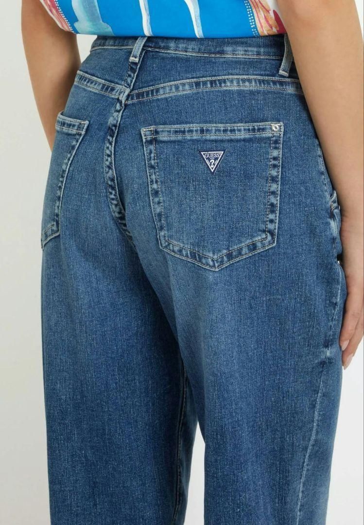 ハイウエスト リラックスフィットジーンズ