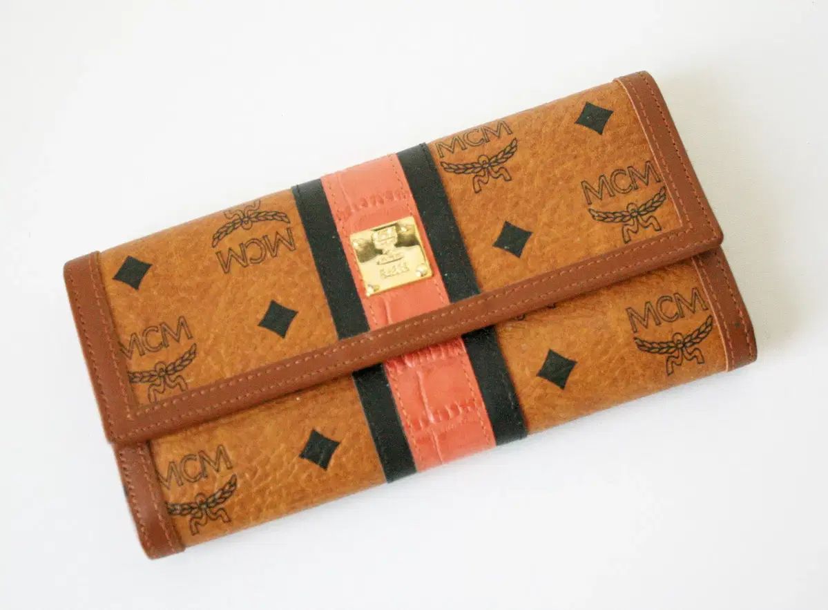 楽天市場】【中古】MCM ヴィセトス 三つ折り長財布 MYL4SVI64