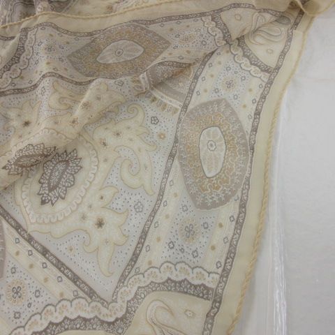 エトロ ETRO シルクスカーフ 大判 ストール 総柄 ベージュ *A234  