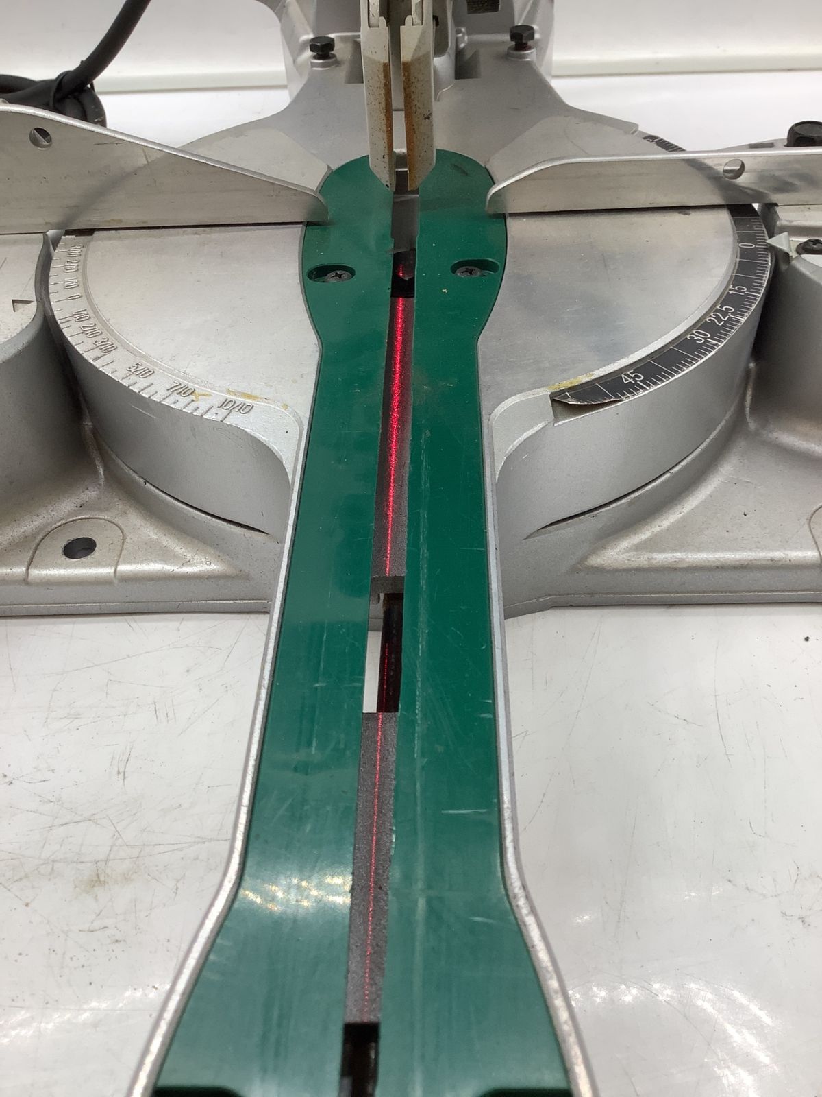 IT965GGQEGJU エコツール岡崎インター店