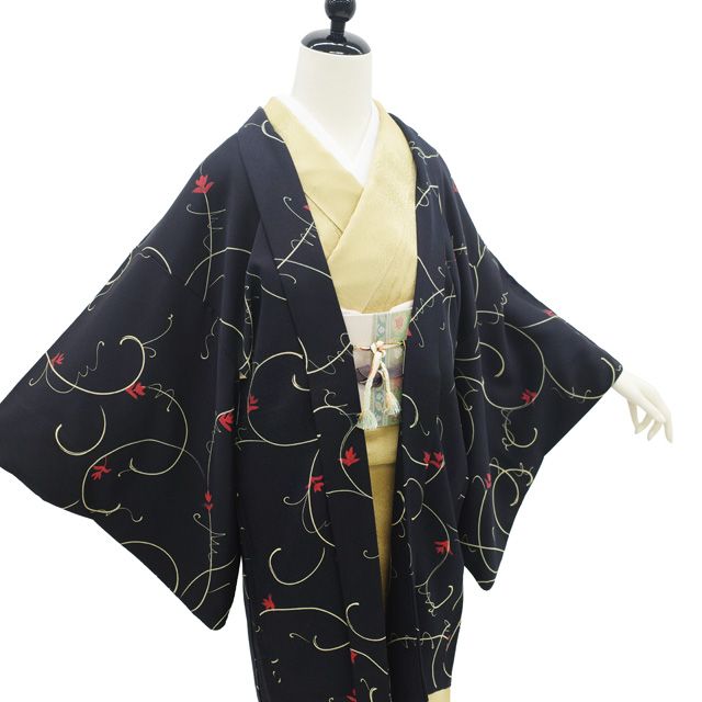 羽織 リサイクル 正絹 袷 黒 花唐草 モダン カジュアル 中古 仕立て上がり 身丈86 裄丈66 Ｓ～Ｍサイズ ハオリモノ みやがわ sb16188 中古】 羽織 リサイクル 正絹 袷 手染め 黒 花唐草 モダン おしゃれ