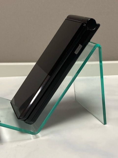 arrows ケータイ F-03L ブラック☆ docomo SIMロック解除済 4G
