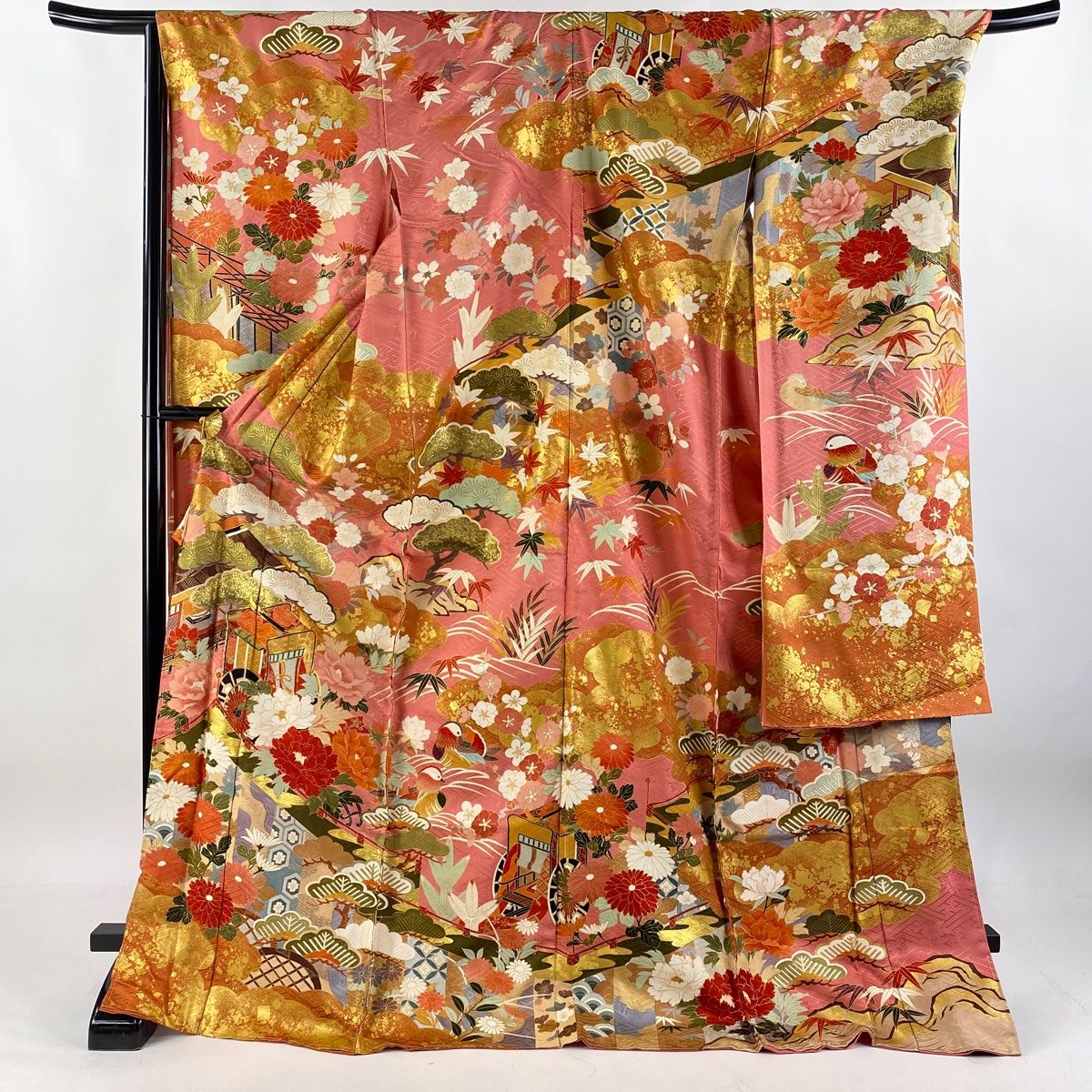 振袖 身丈179.5cm 裄丈70cm 未仕立て 仮絵羽 御所車 草花 金糸 金彩 ピンク 正絹 秀品