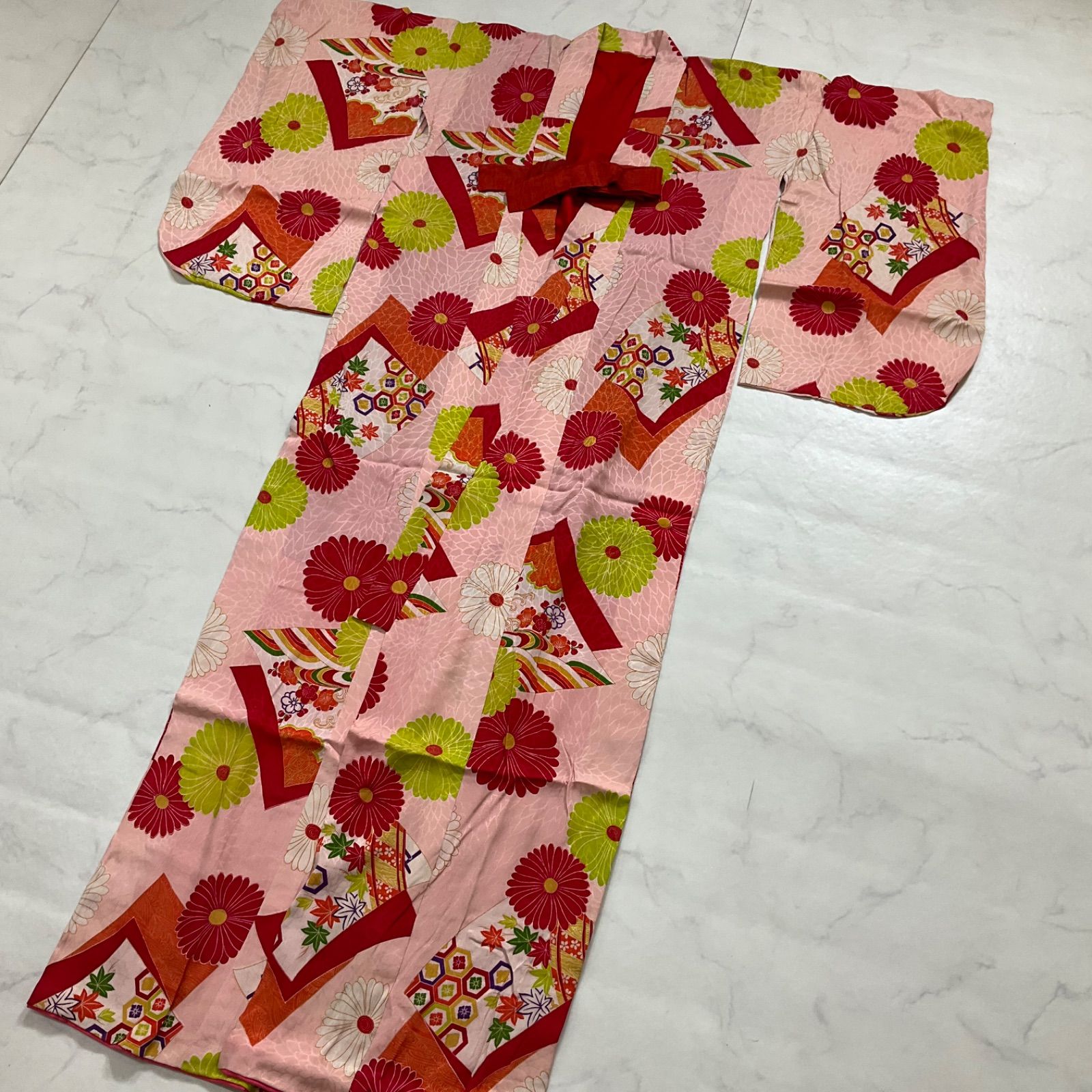 ◆kimono one◆7歳くらい用◆ ◆アンティーク子供着物◆綸子正絹◆七五三◆裄55.5肩丈144◆七五三お詣り女の子着物こどものひお正月卒業式十三詣り◆G312