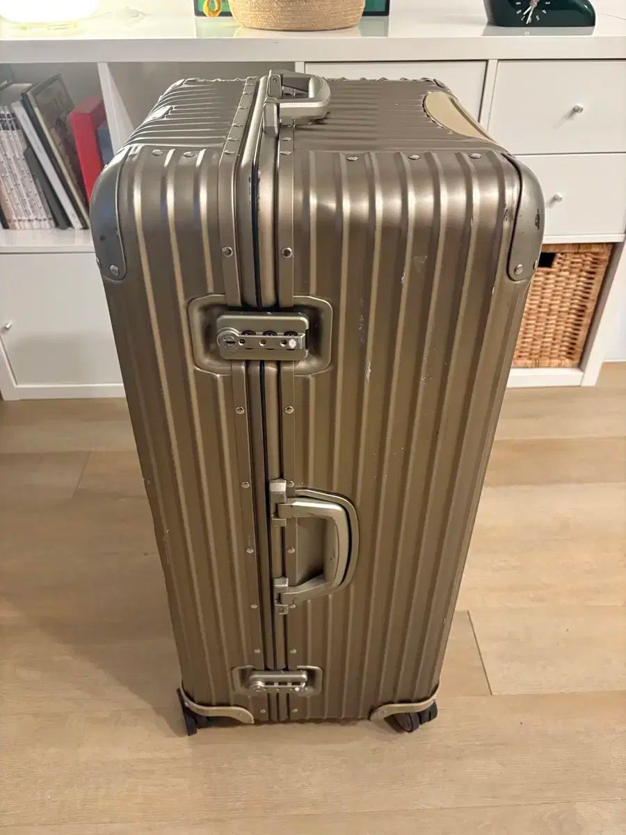 RIMOWA(リモワ) トランク プラス オリジナル 新品未使用】リモワ