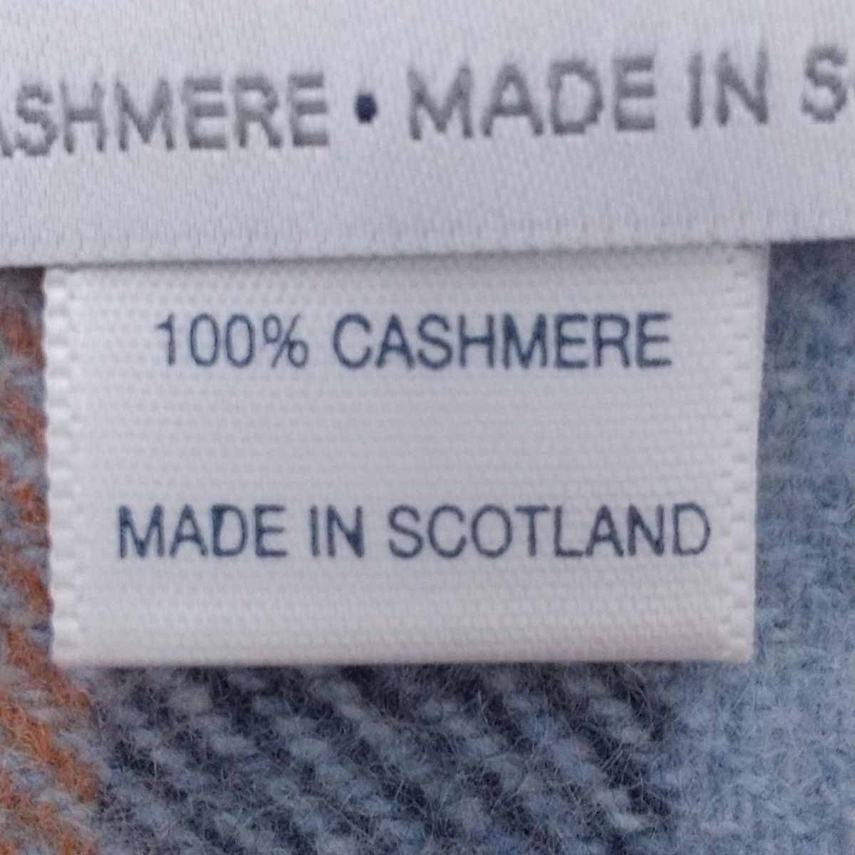 johnstons of elgin(ジョンストンズ) マフラー美品 - ライトブルー  