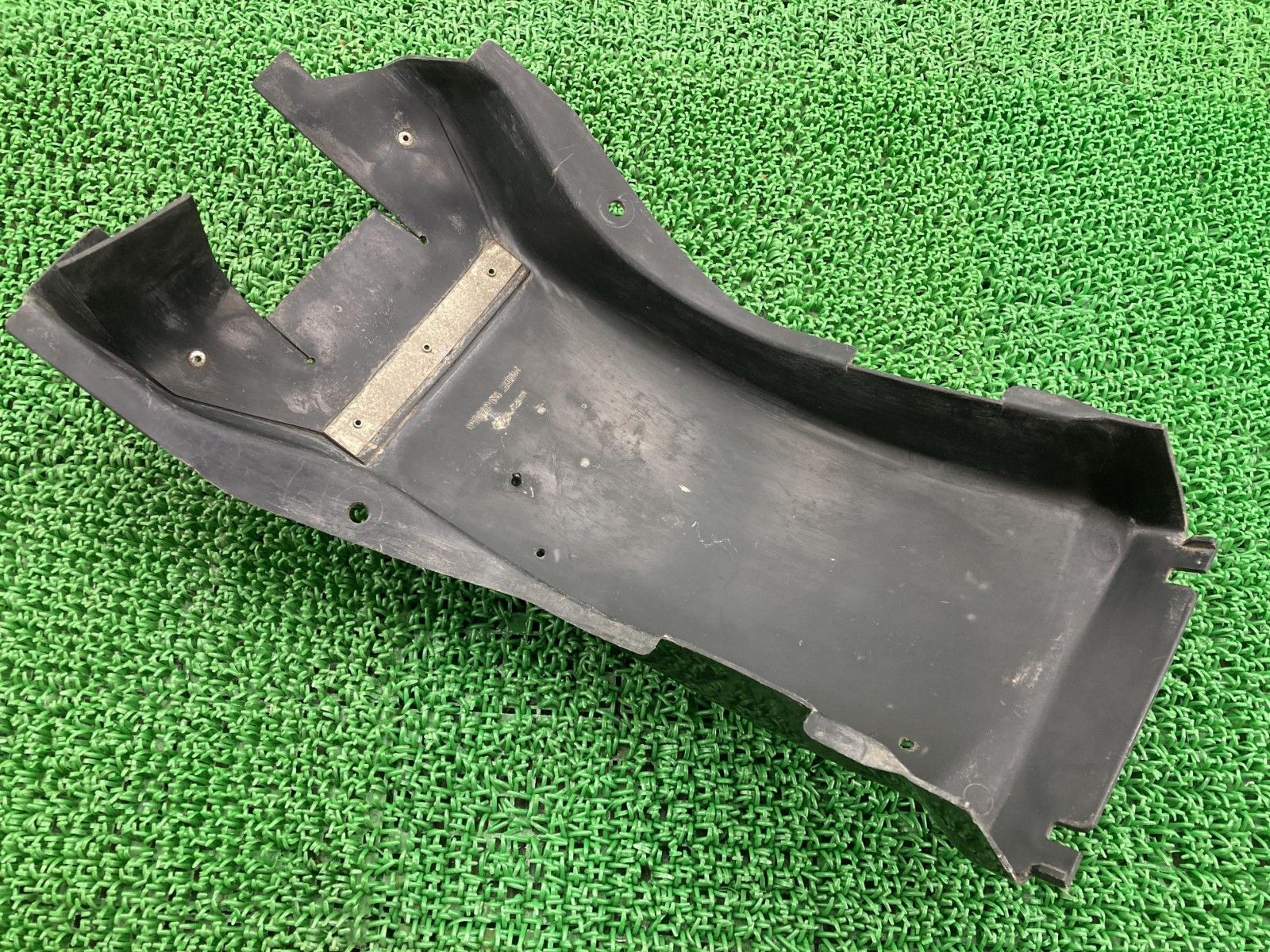 GPZ1100 インナーリアフェンダー 35023-1043 カワサキ 純正 バイク