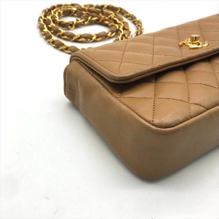 美品 CHANEL シャネル ココマーク ミニ マトラッセ ターンロック