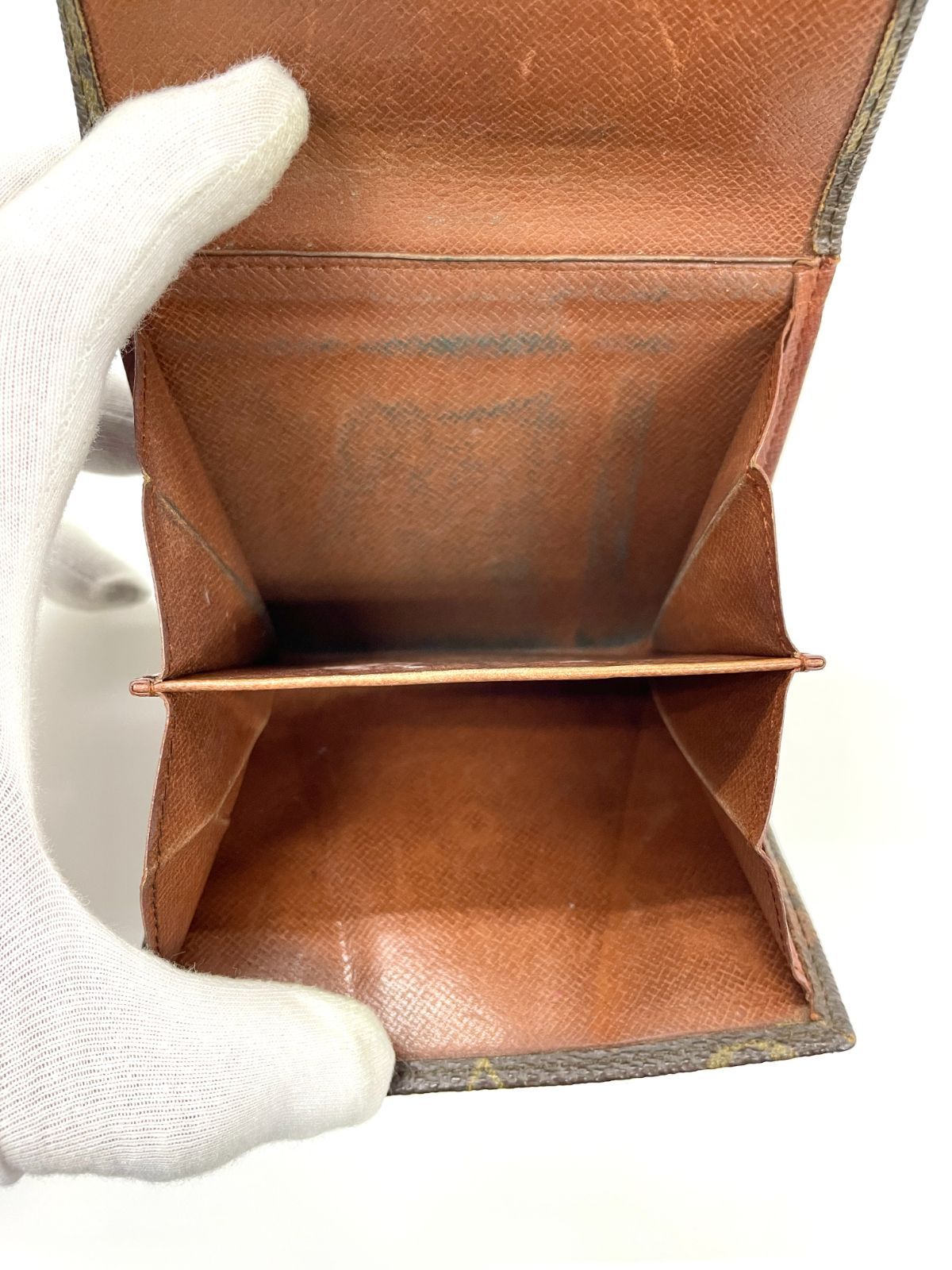 VUITTON ルイ