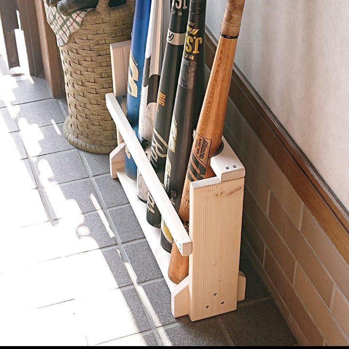 スタイリッシュ バットスタンド 自立型 5本用 天然木製 完成品