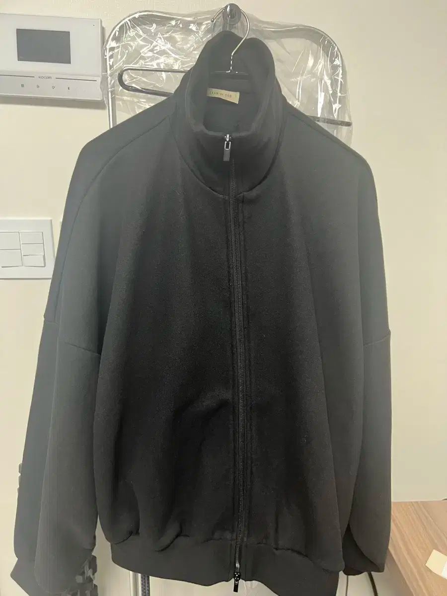 【雷市場（ポンジャン）商品韓国直送】 FEAR OF GOD(フィアオブゴッド) ハイネックジャンパー