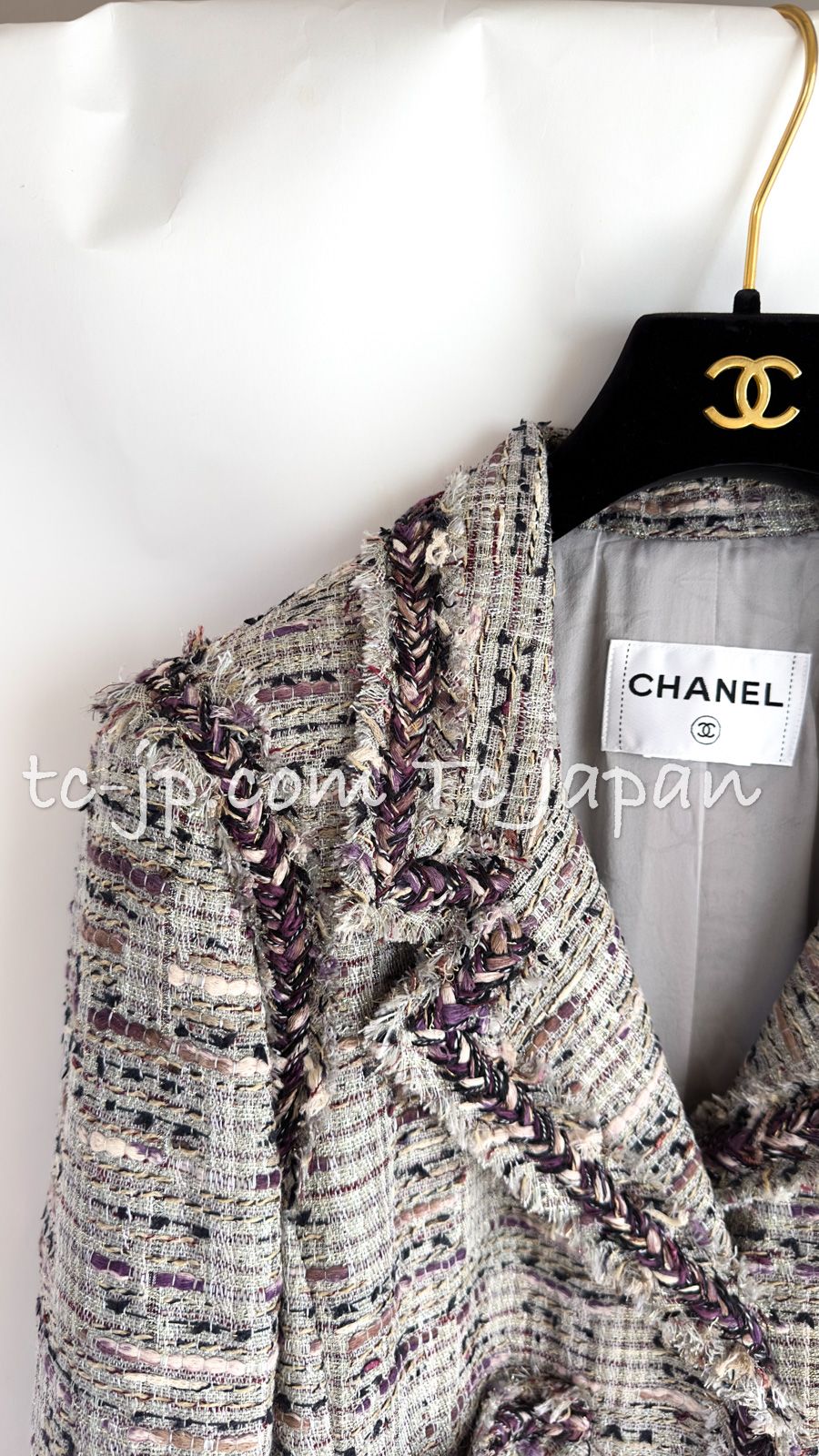 シャネル CHANEL グレー・パープル・ブレイドトリム・CC握手ボタン