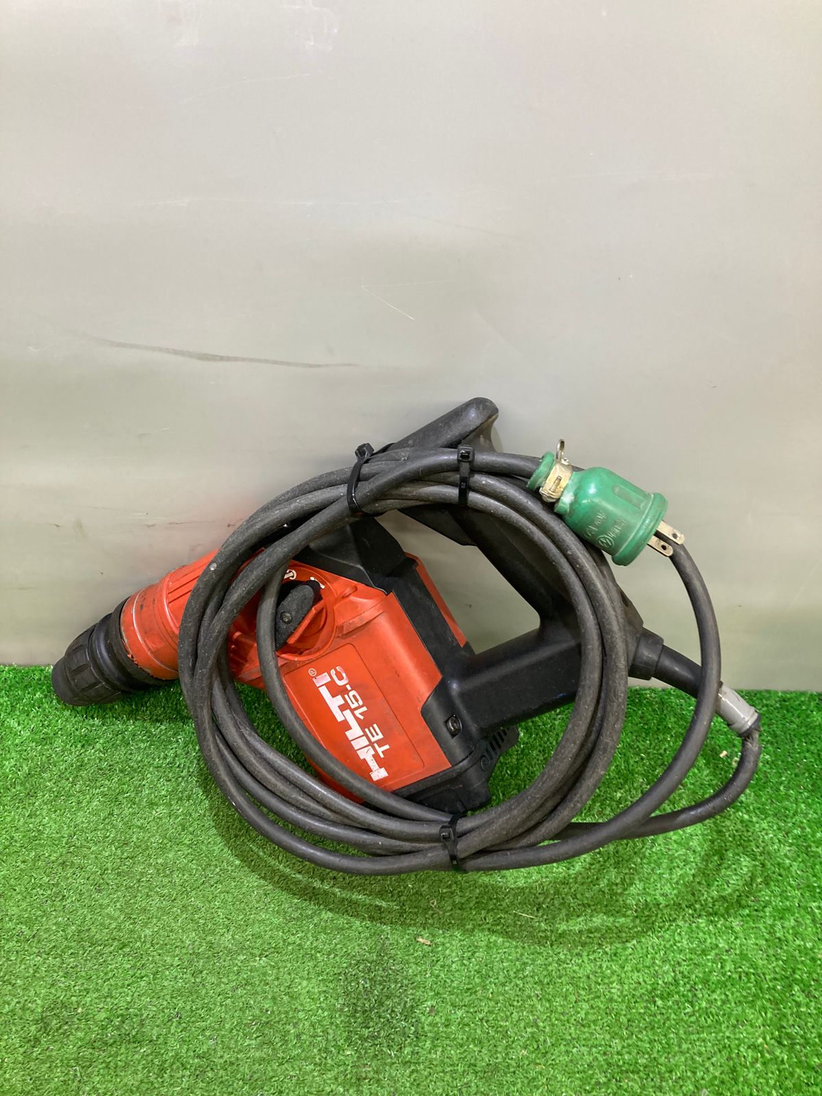 中古品】【0921】☆HILTI ロータリーハンマドリル TE15-C ITFWAVTEVM9S