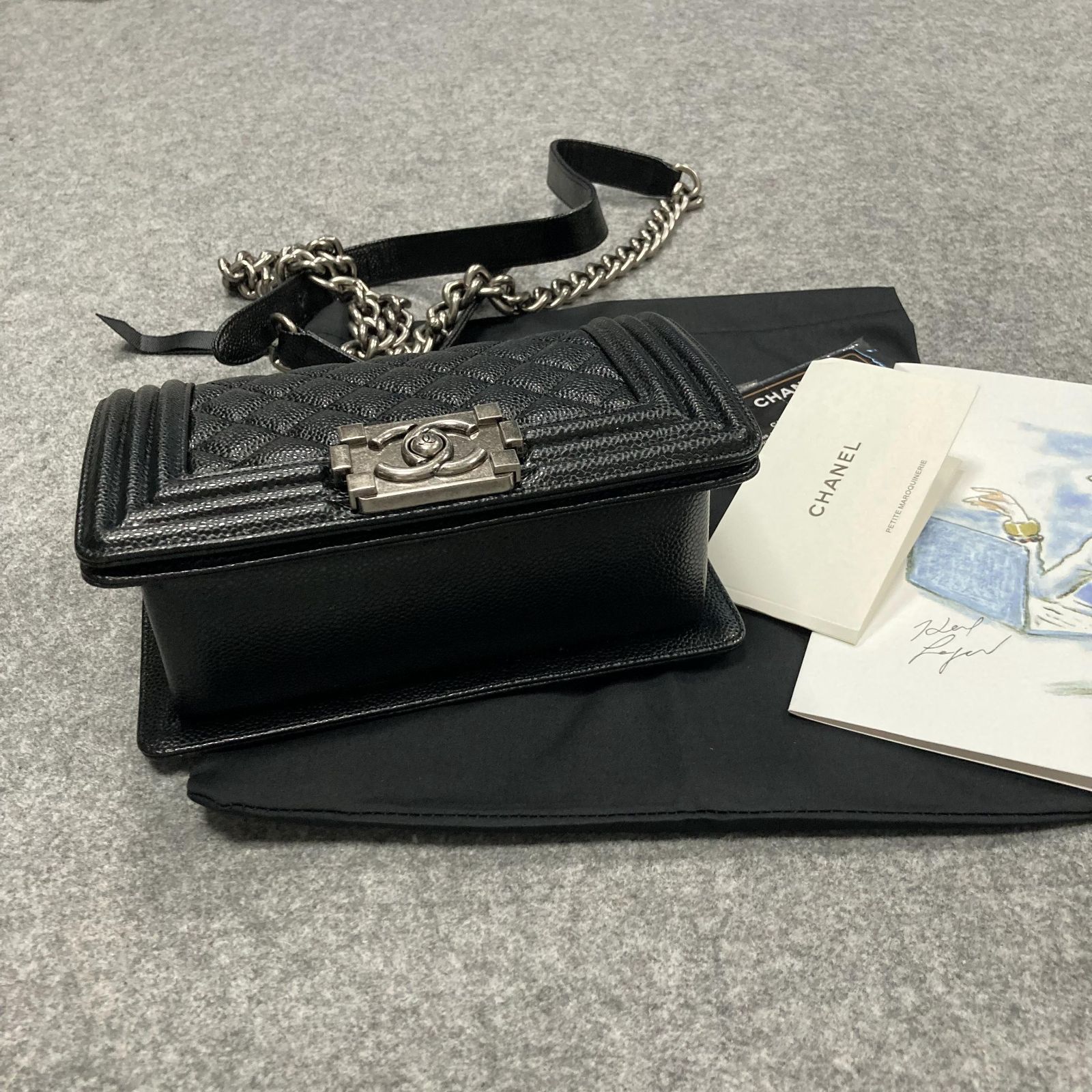 即購入不可 未使用 CHANEL LEBOY MINI ボーイシャネル・キャビア・チェーンショルダーバッグ シルバー金具 キャビアスキン 21 -  メルカリ