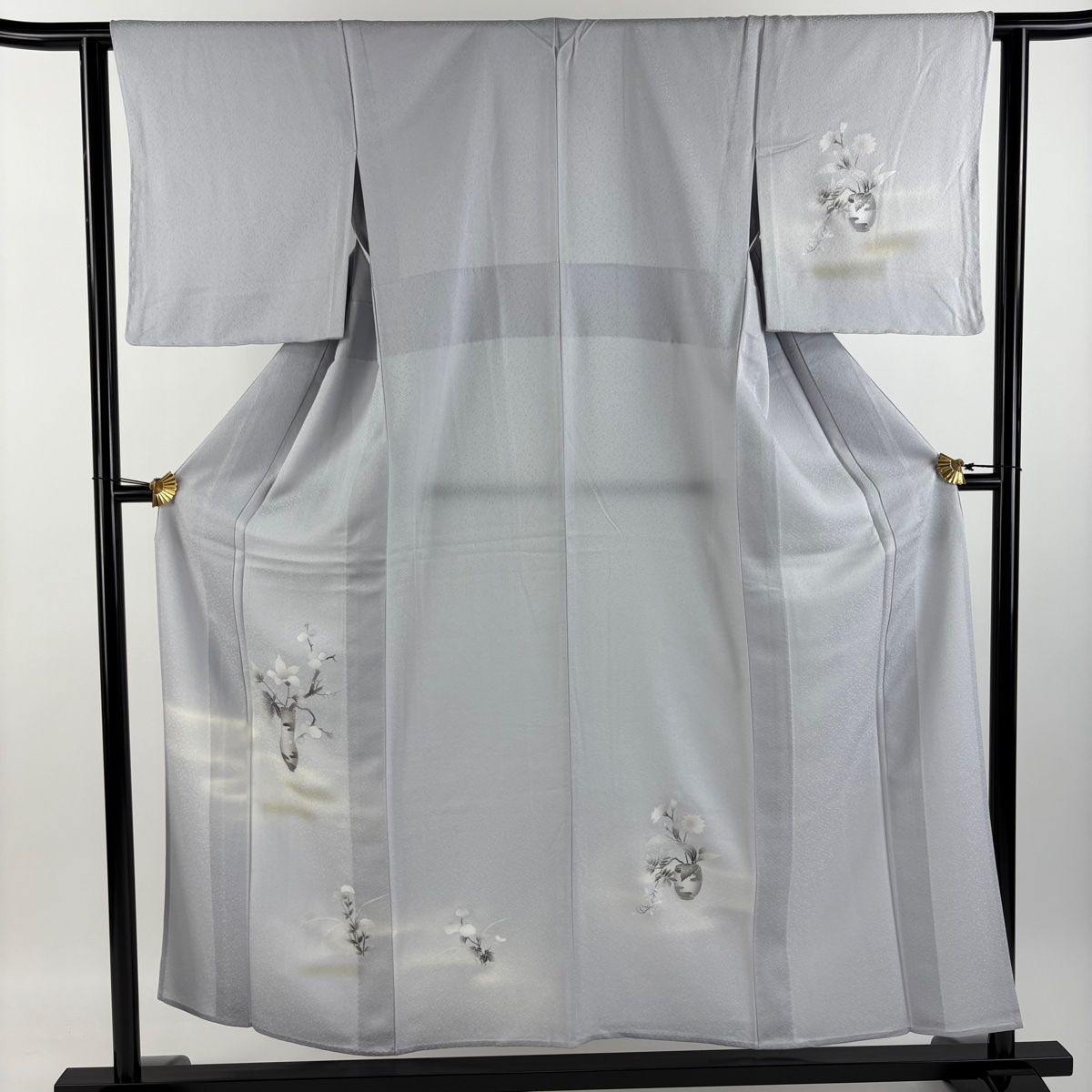 付下げ 身丈155.5cm 裄丈63.5cm S 単衣 やまと 花器 草花 金銀彩