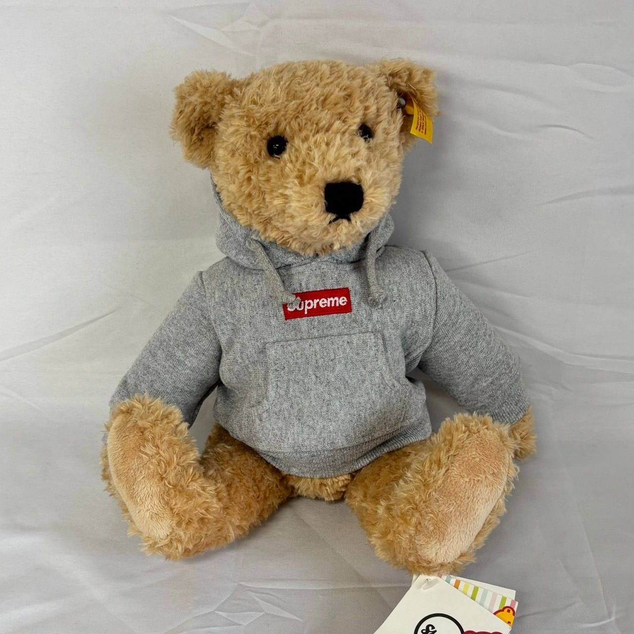 18aw Supreme Steiff Bear Box Logo Grey Supreme Steiff Teddy Bear