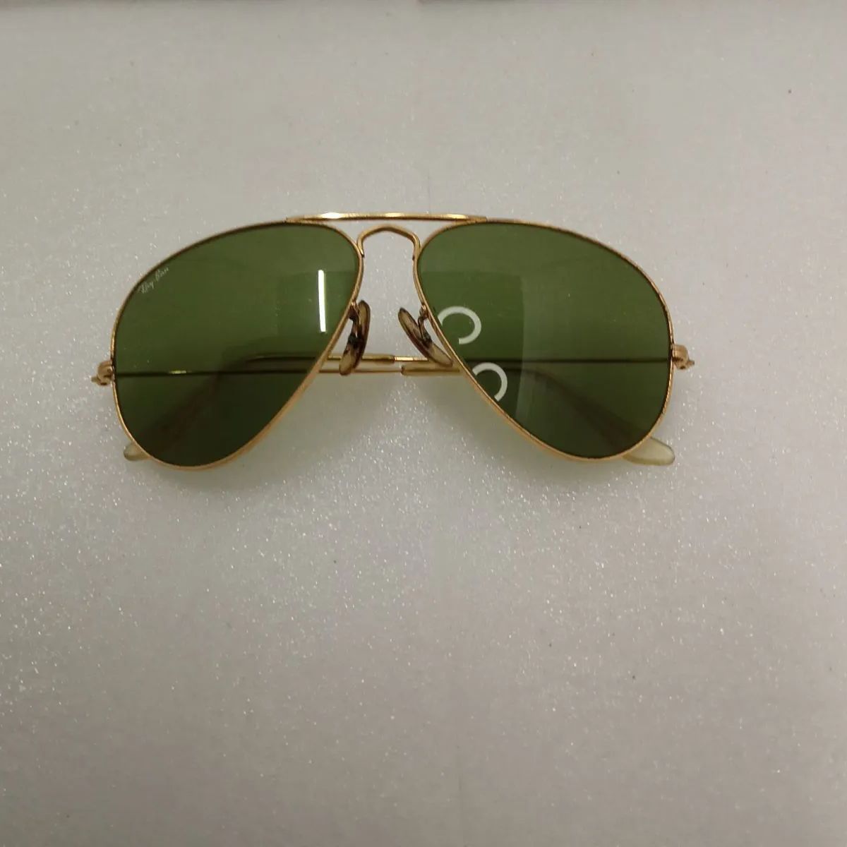 RayBan/レイバン　サングラス　フレームゴールド　レンズグリーン【中古品】Ray Ban;Damages/stains