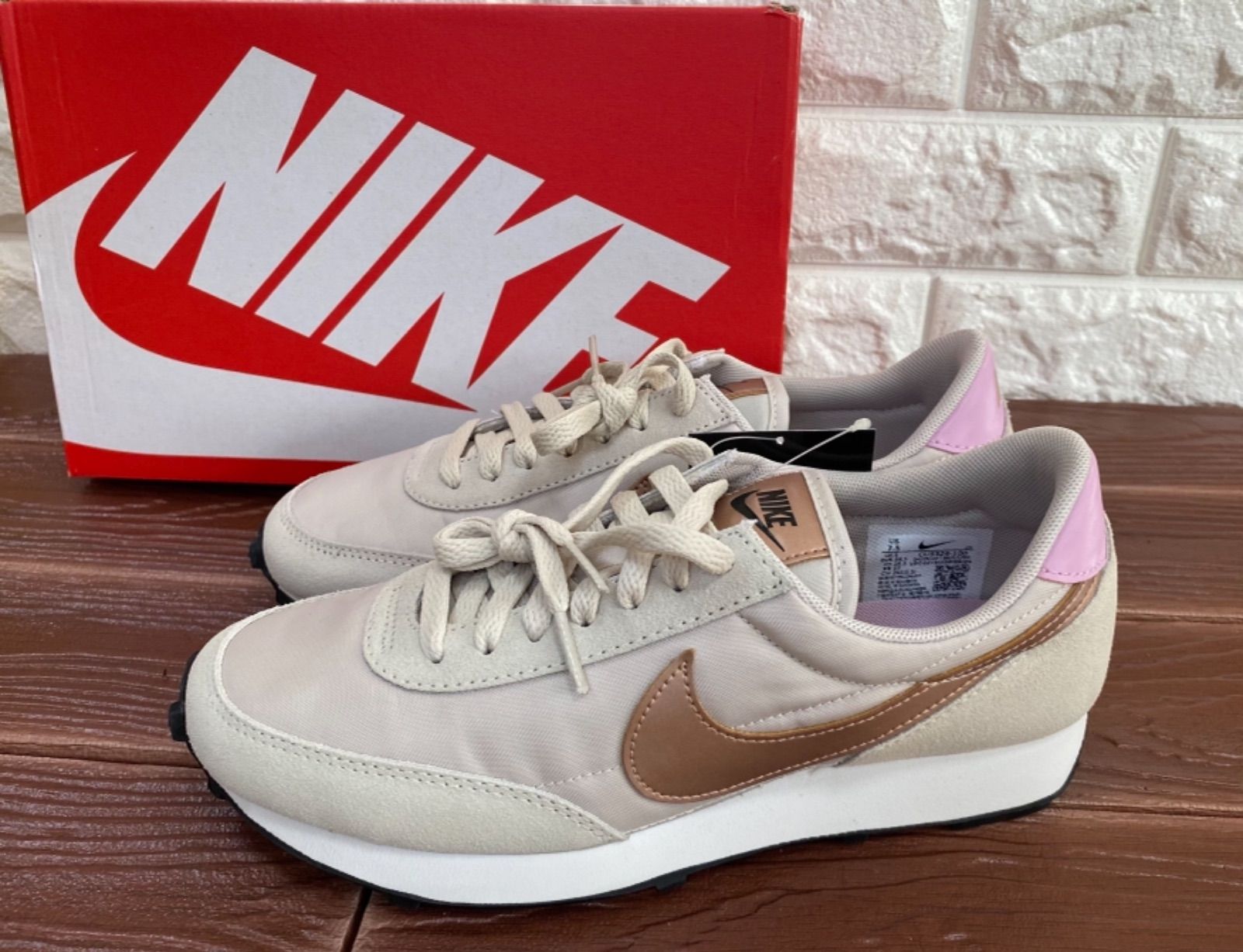 公式正規品!★ W NIKE DAYBREAK RTL Nike Daybreak Women's Shoes. Nike ID