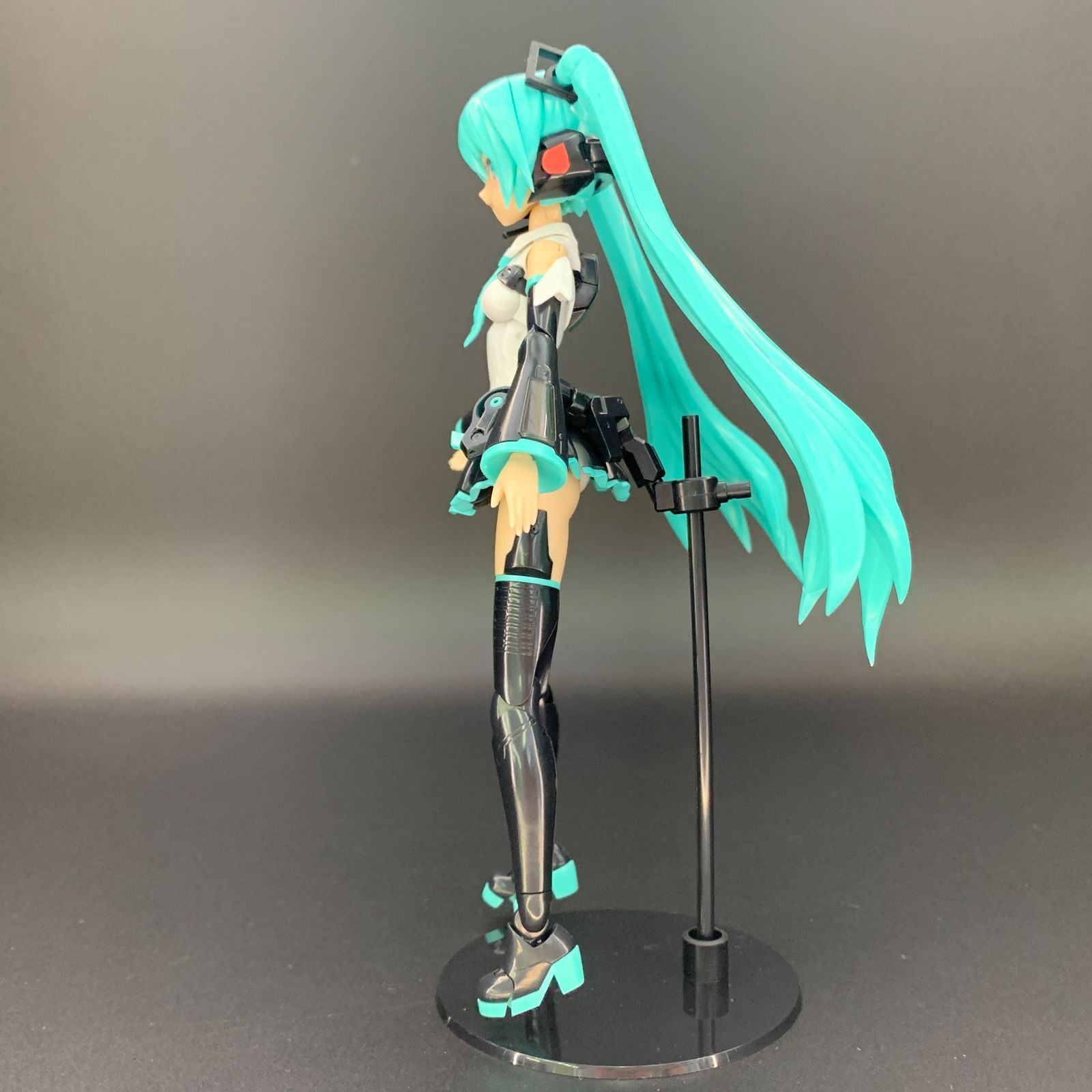 シリーズ最小サイズの可愛らしいシスター！可動美少女プラモデル