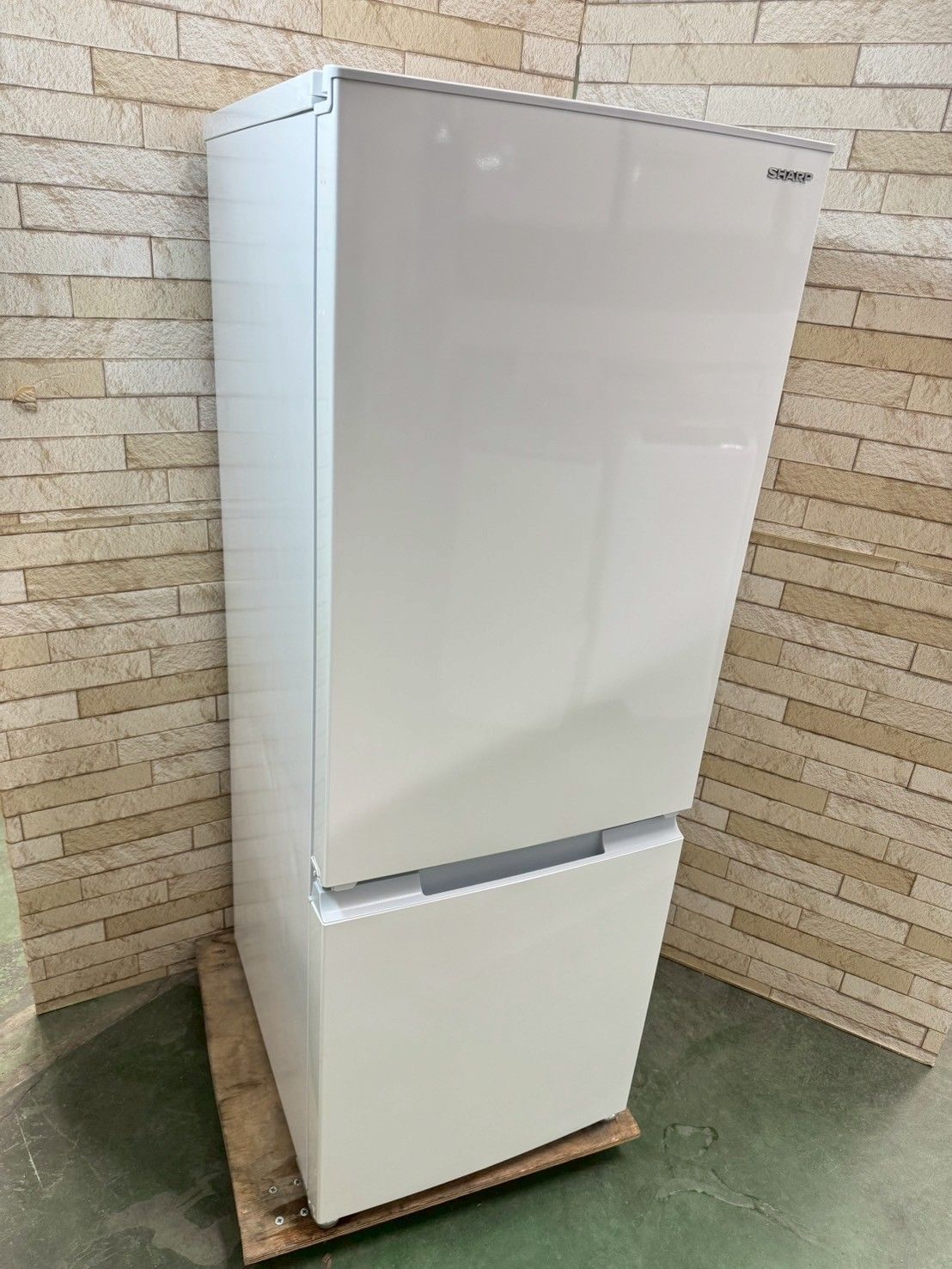 大阪送料無料★3か月保障付き★冷蔵庫★2022年★SJ-15E9-W★R-964 楽天市場】シャープ冷蔵庫sj（家電）の通販