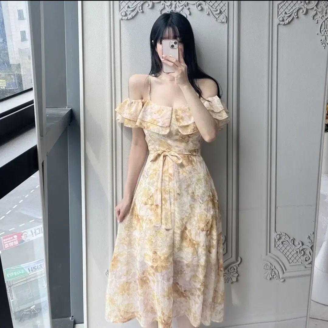 ベル　シフォンワンピース 新品 フラワー シフォン オフショルダー ベルト ロング丈